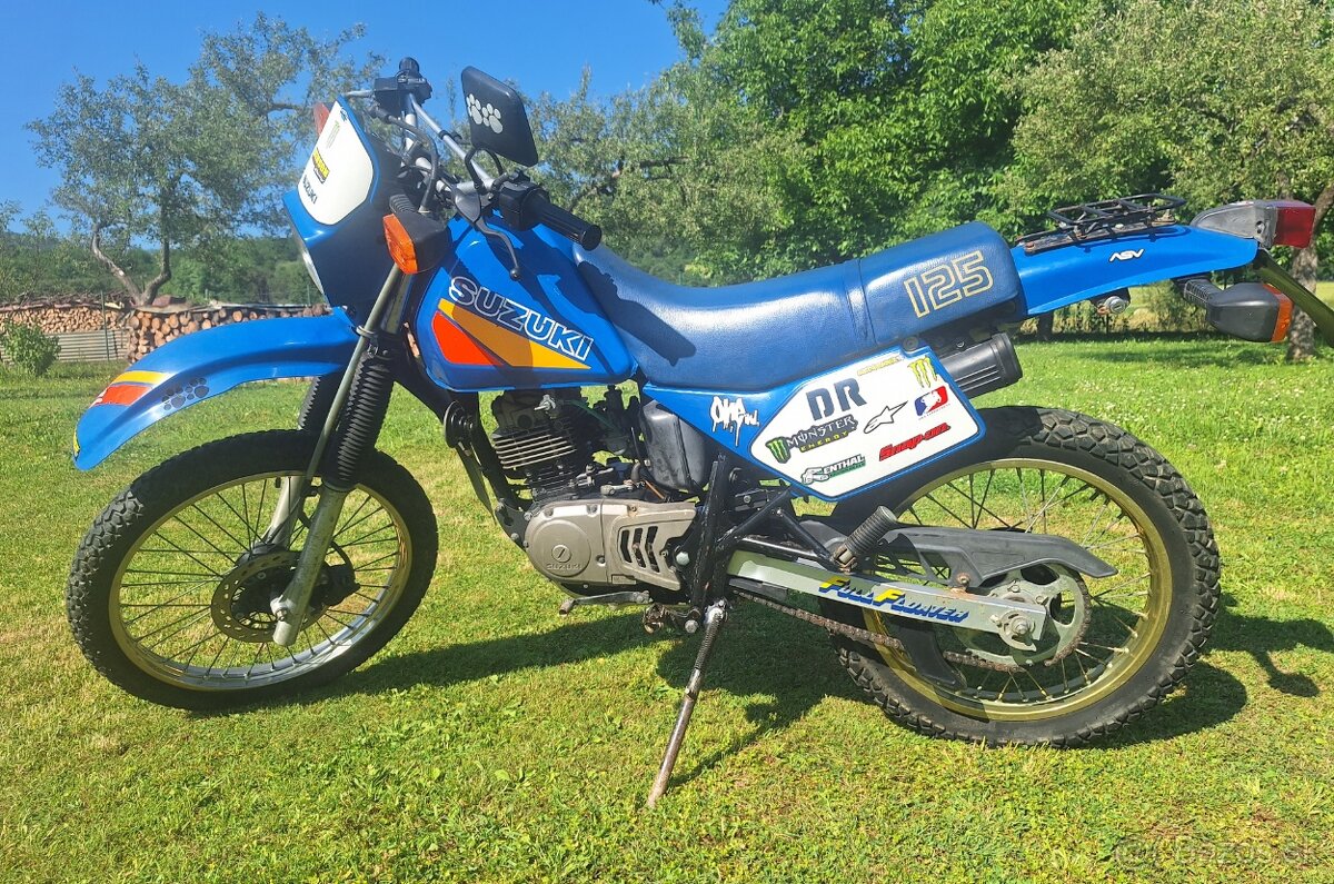 Suzuki DR 125
