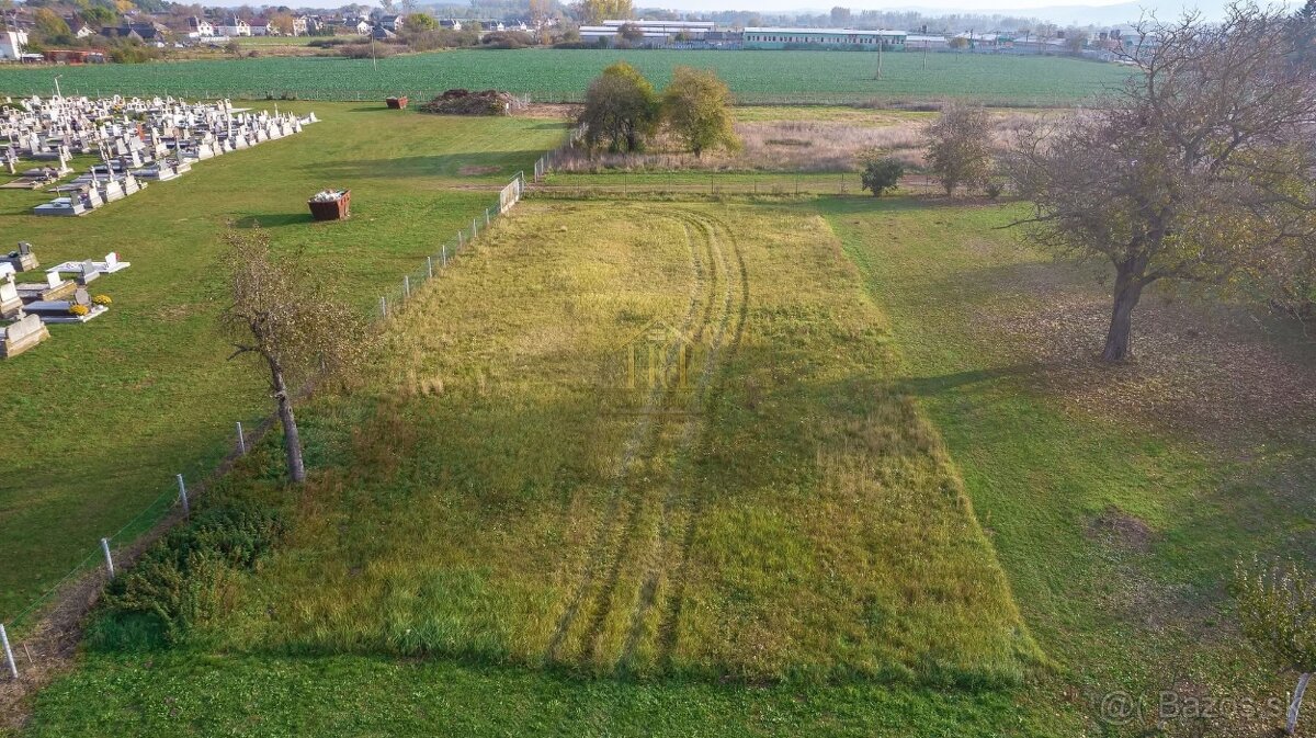 Na predaj pozemok v obci Zemplínske Hradište - 5