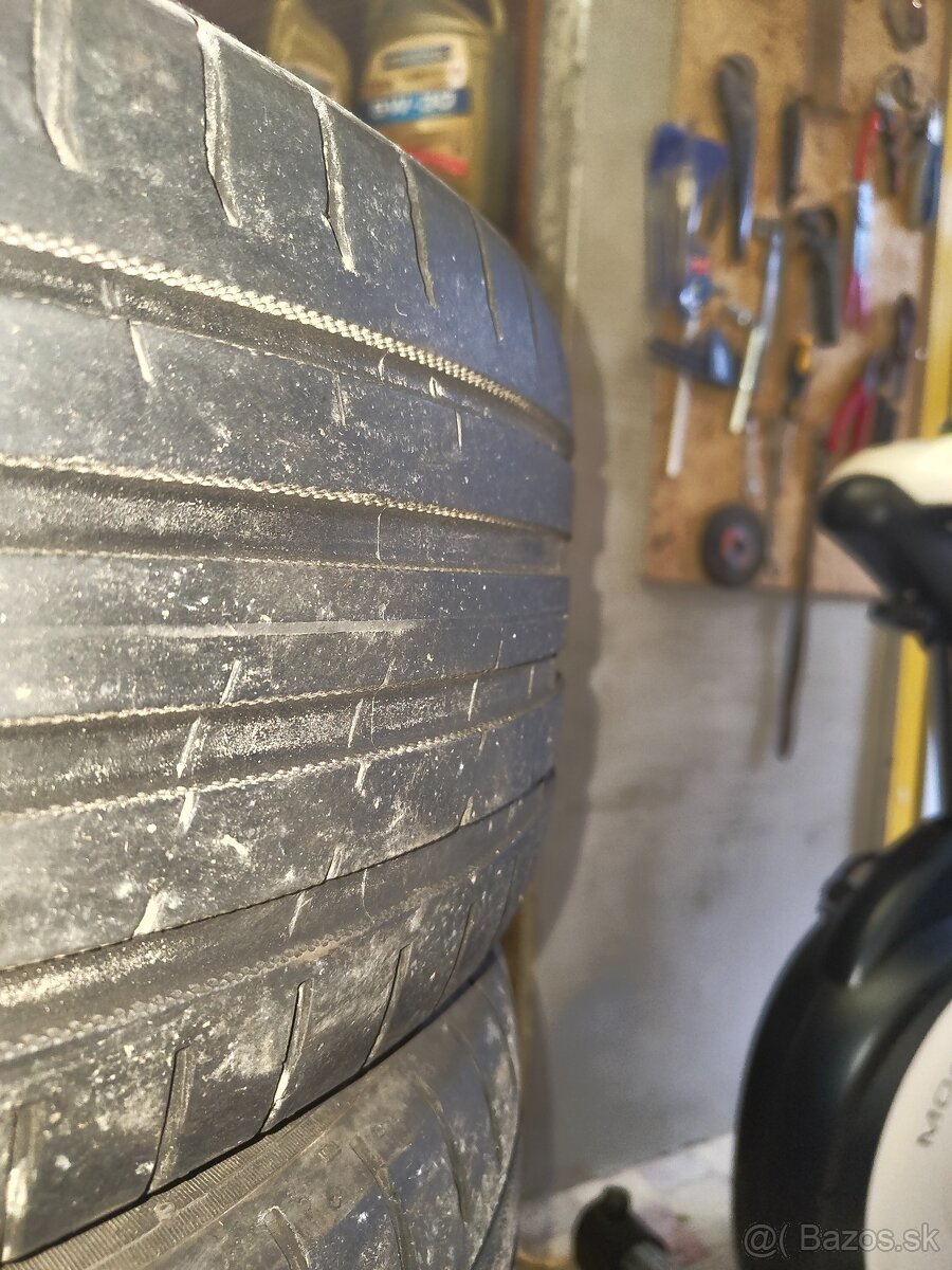 Nokian powerproof R17 225/50 ZR17 - 5