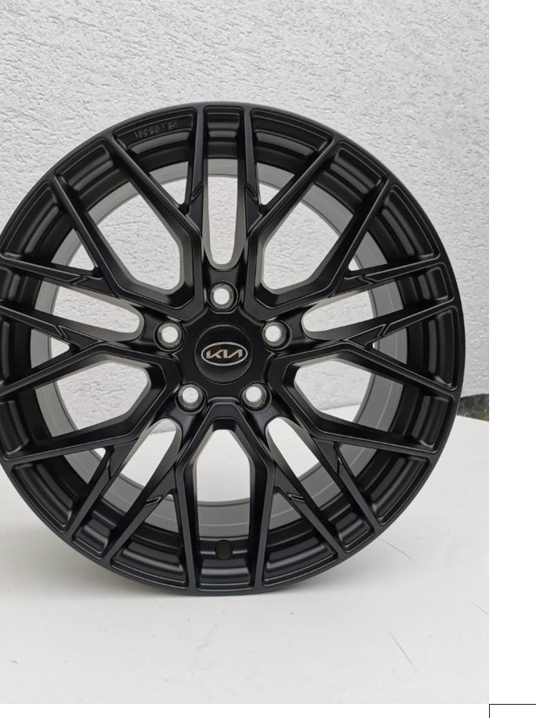 Nové Kia Carmani Ludwig 7,5X17 ET48 5x114,3 Alu 1250 - 5