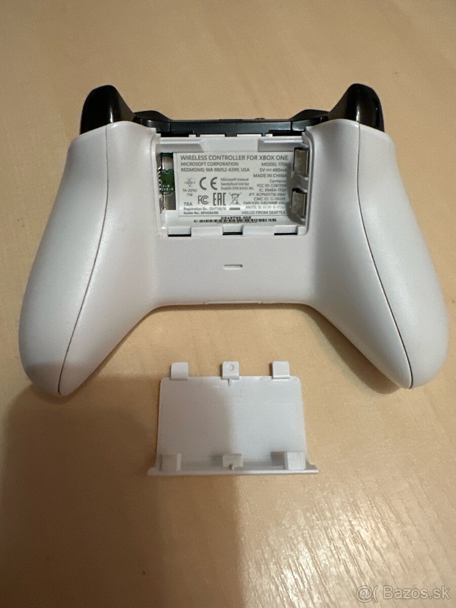 Xbox wireless controller (ovladáč) - 5