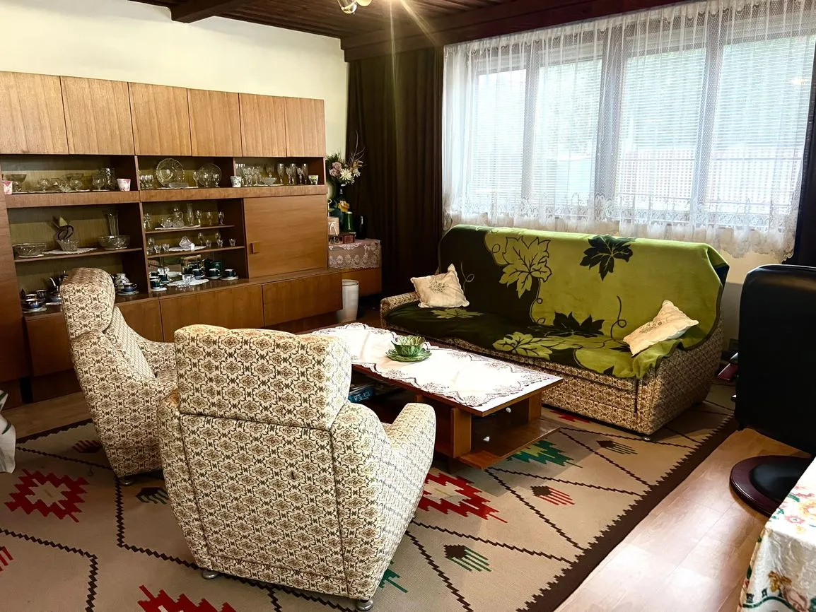 GESTTO | 3,5-IZBOVÝ RODINNÝ DOM S POTENCIÁLOM | 2x GARÁŽ - 5