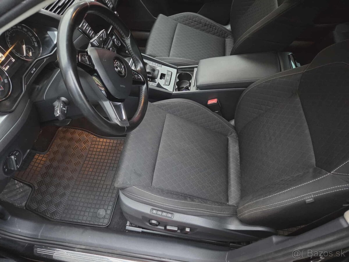 skoda superb 3 combi 2l.140kw.340000km.dsg 4.4 - 5