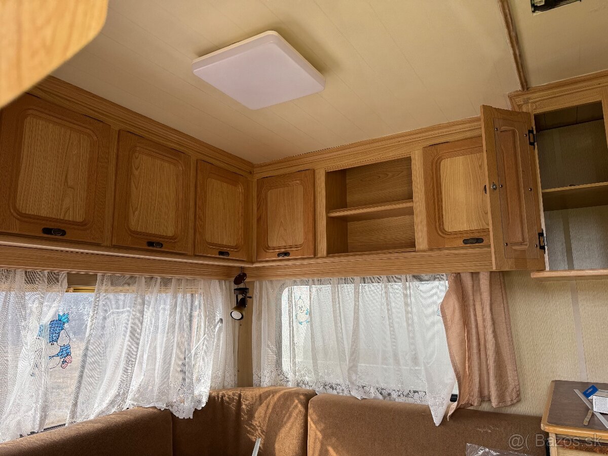 prenájom karavnu LMC dominant 545 - 5