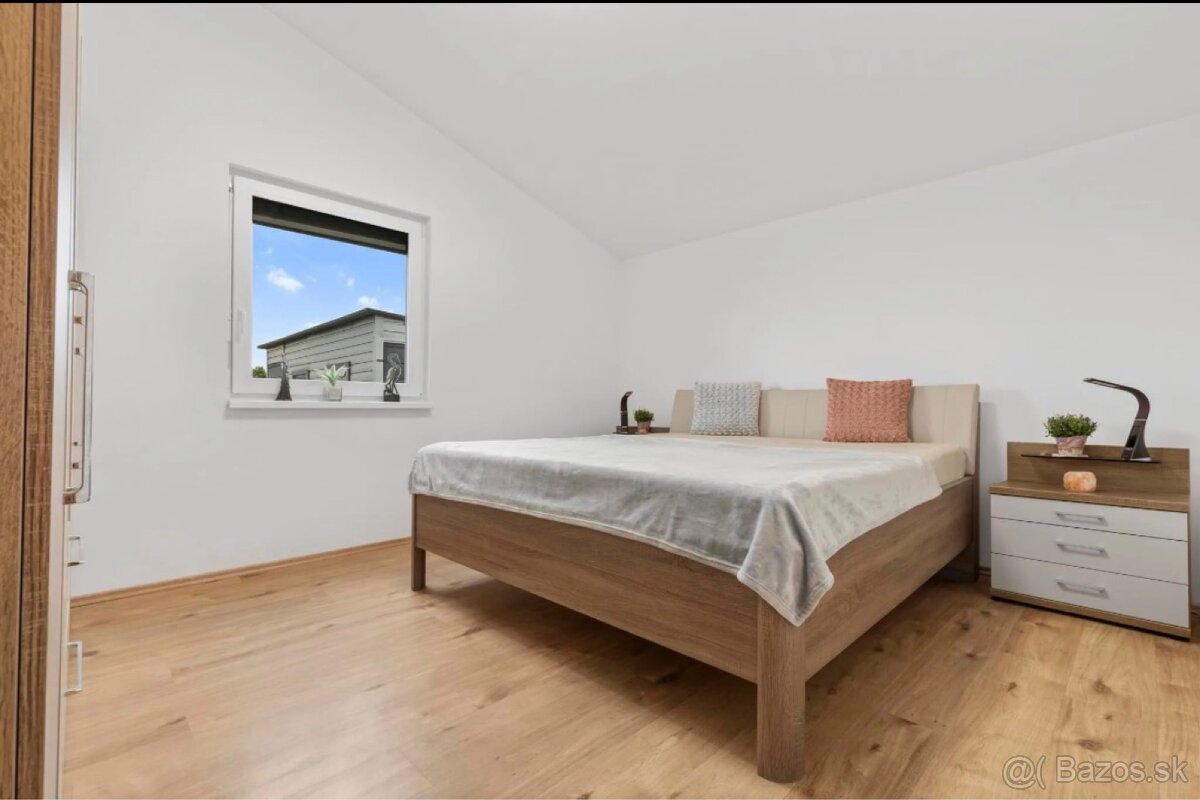 PREDAJ | 4-IZBOVÝ DOM - 5