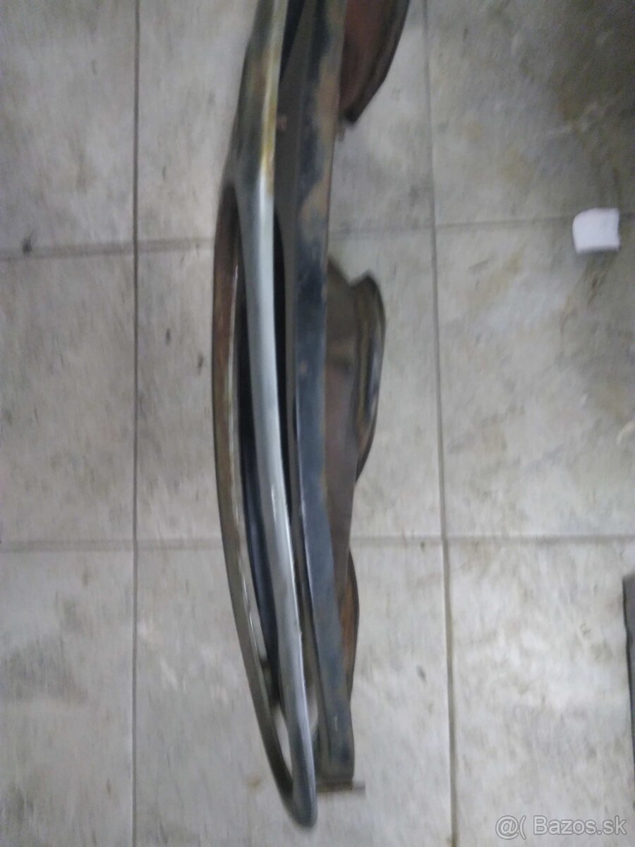 Predná maska z rámčekom Tatra 603. - 5