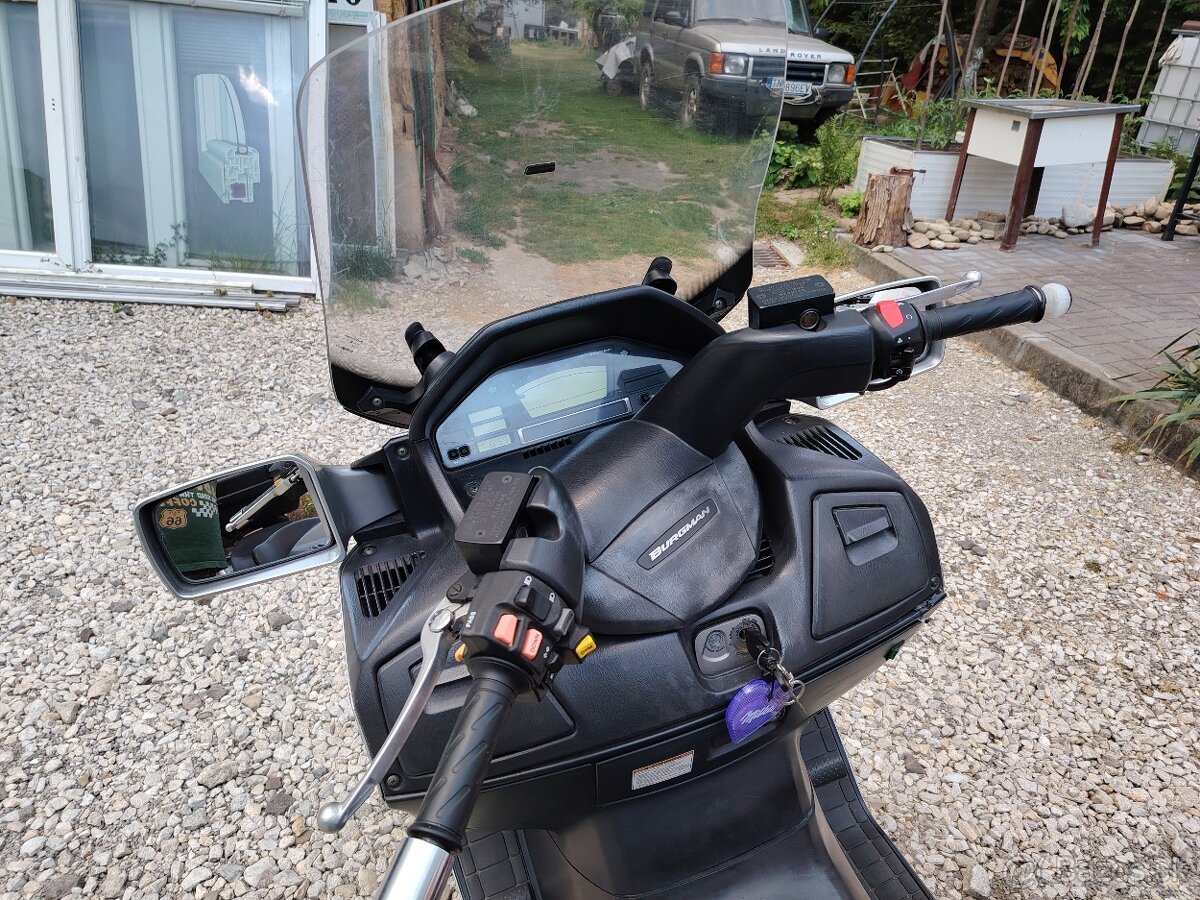 Suzuki Burgman 650 - 5