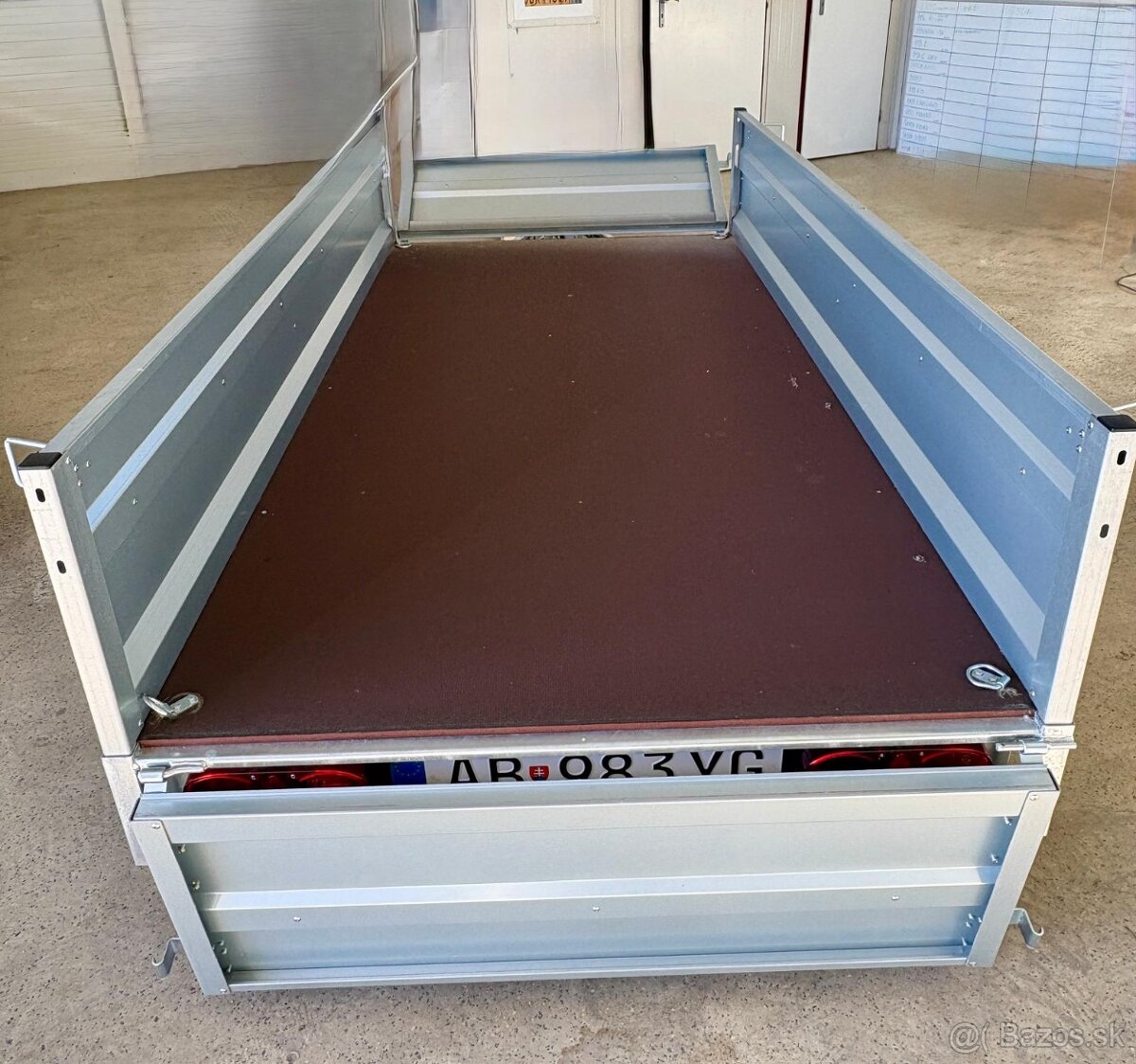 Na prenájom - DODÁVKA / PRÍVESNÝ VOZÍK / BAGER - 5