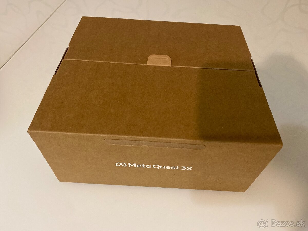 Predám Meta Quest 3s – skvelá voľba pre hranie, filmy a virt - 5