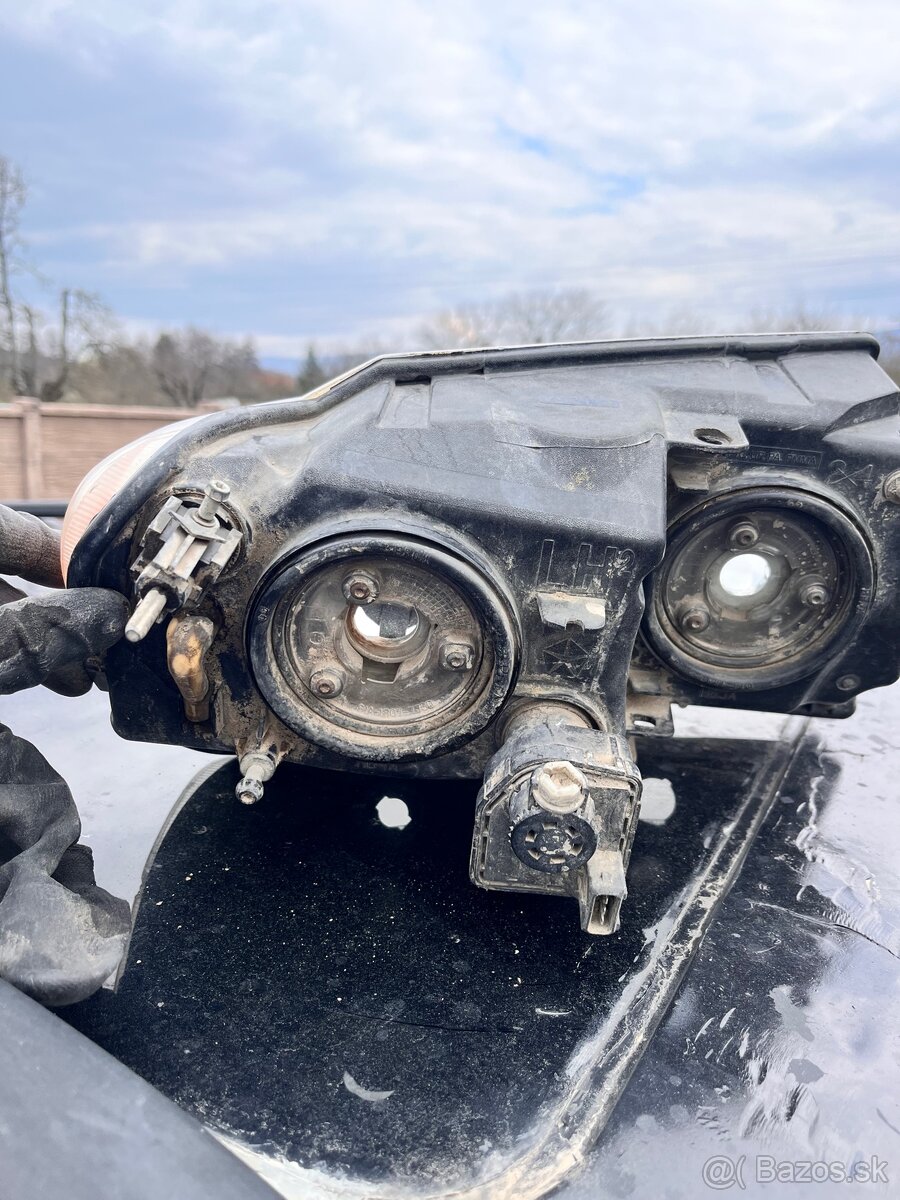 Predné a zadne svetla jeep wj - 5