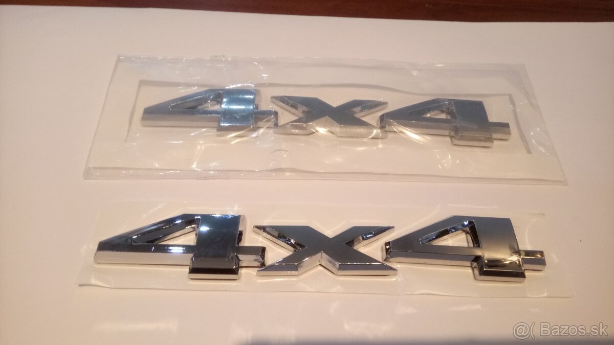 4X4 ZNAK UNIVERZÁLNY KOVOVÝ - 5