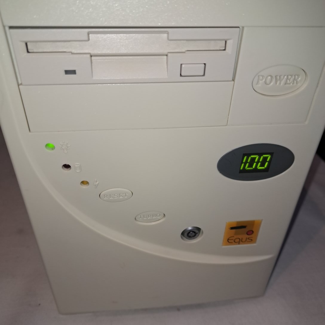 stary pocitac intel pentium 75 - 5