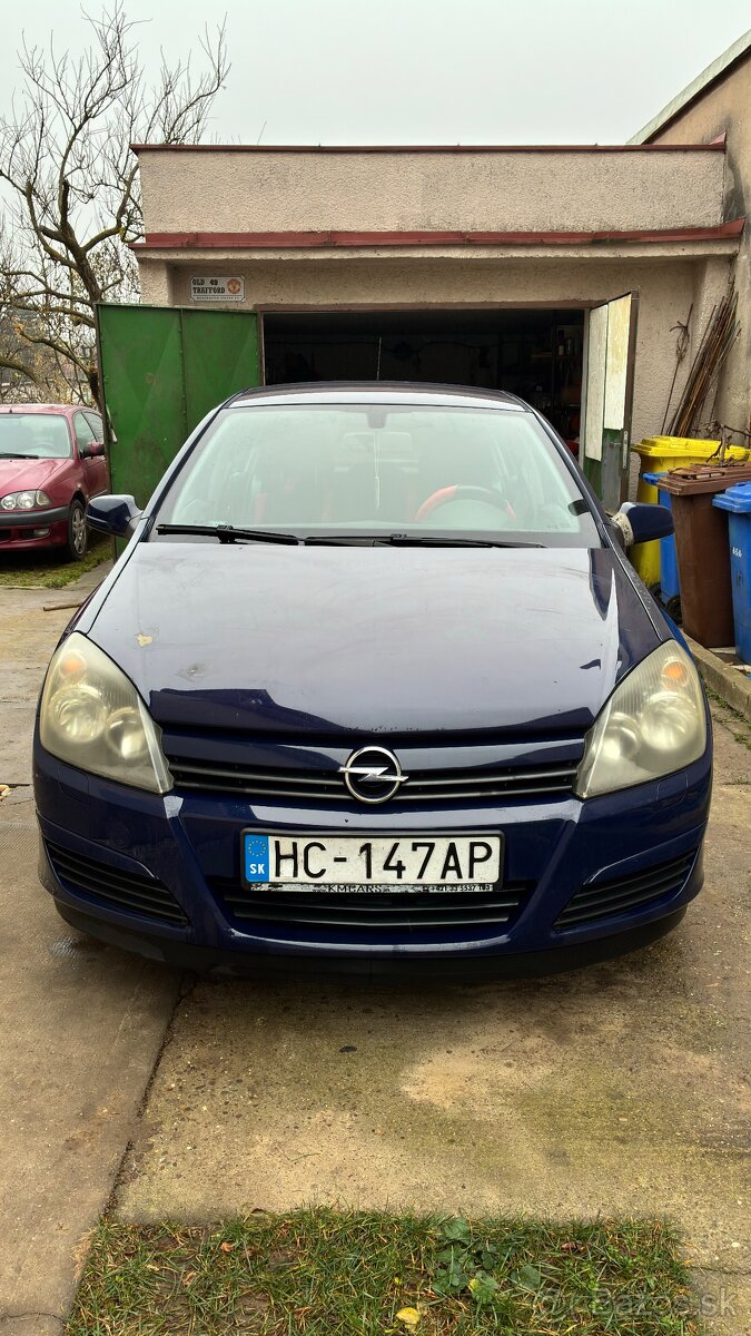 Opel Astra H 1.4 benzín, MANUÁL, r. 2004 – STK 06/2026 - 5