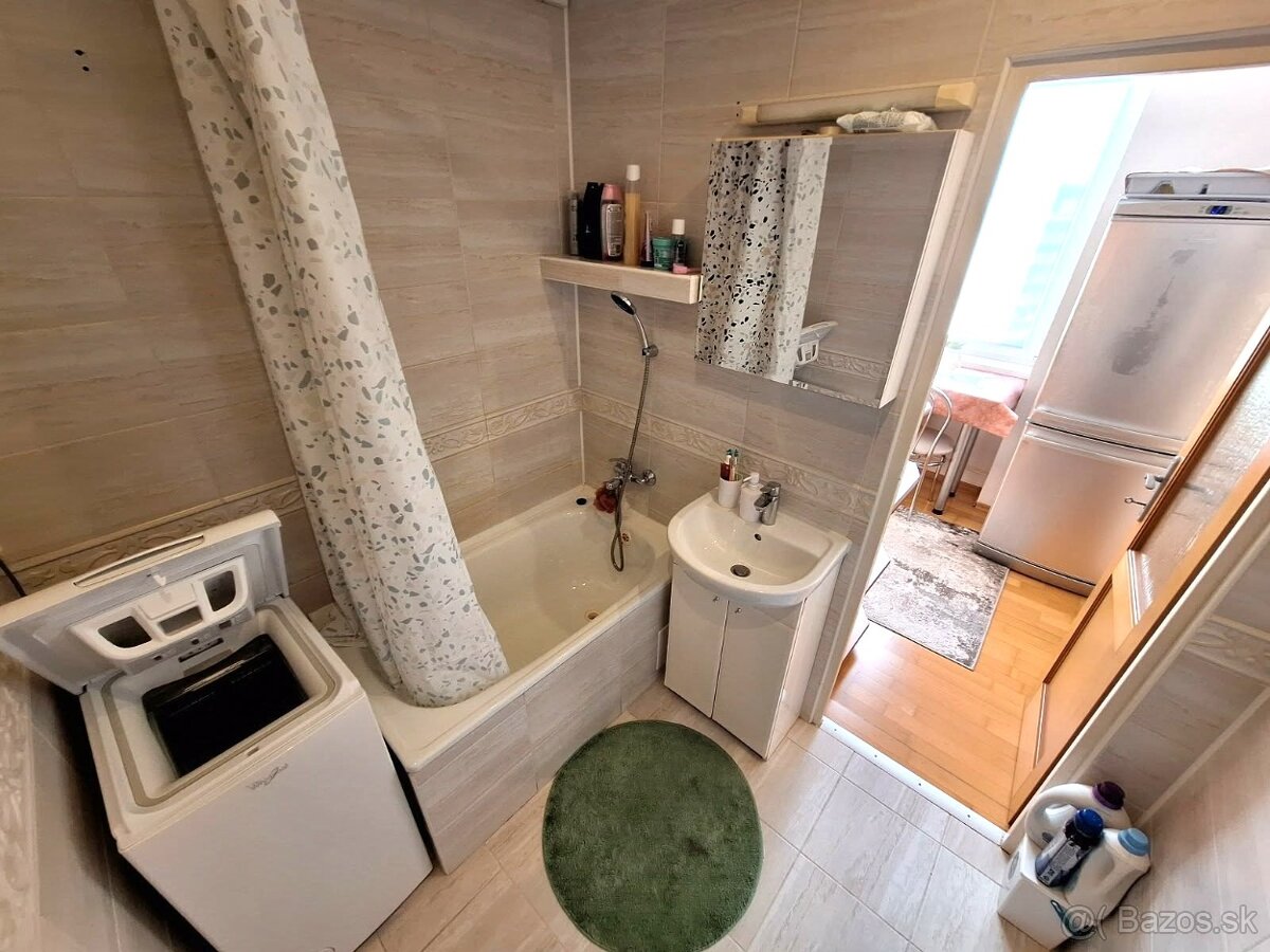 Priestranný 1 izb. Byt, Južná trieda / pri ASTÓRII /, 40 m2 - 5