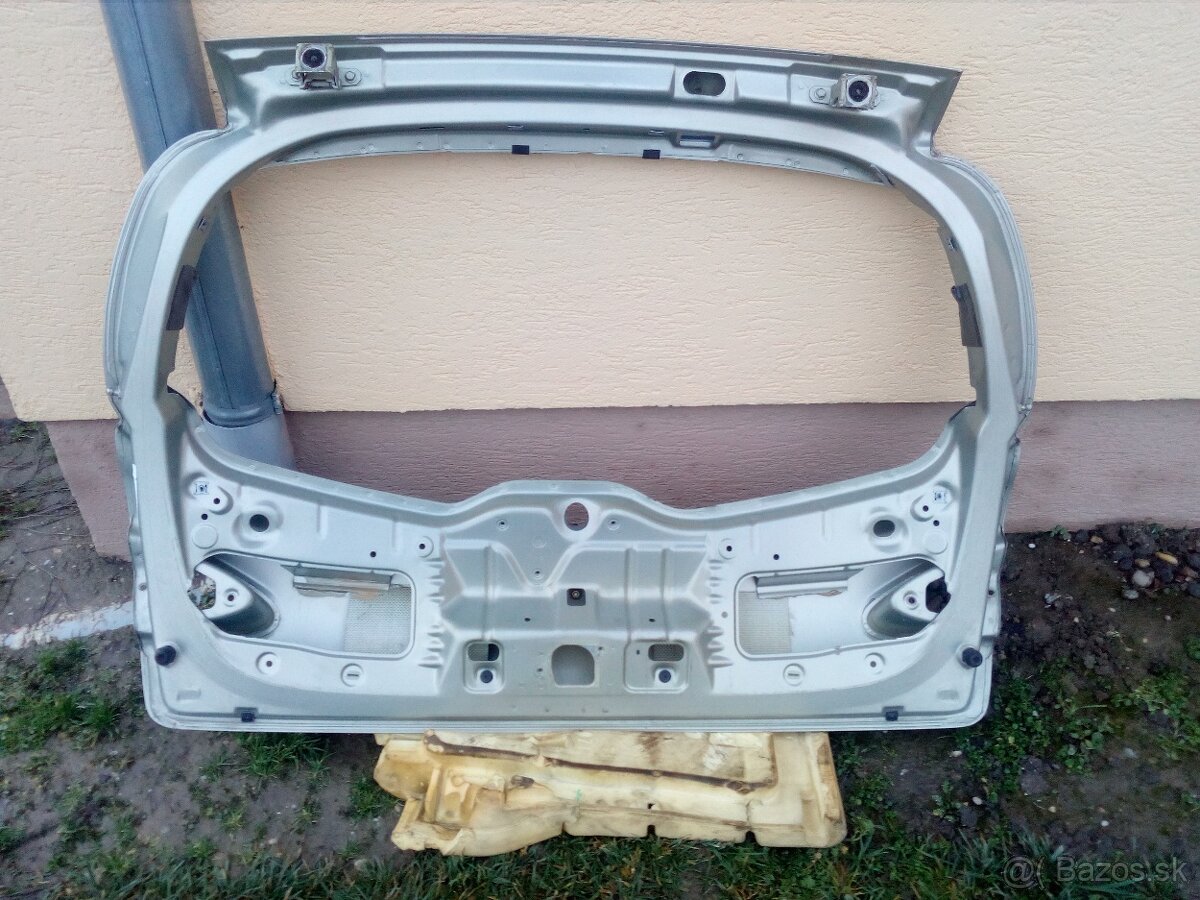 Predná a zadná kapota Alfa 147 - 5