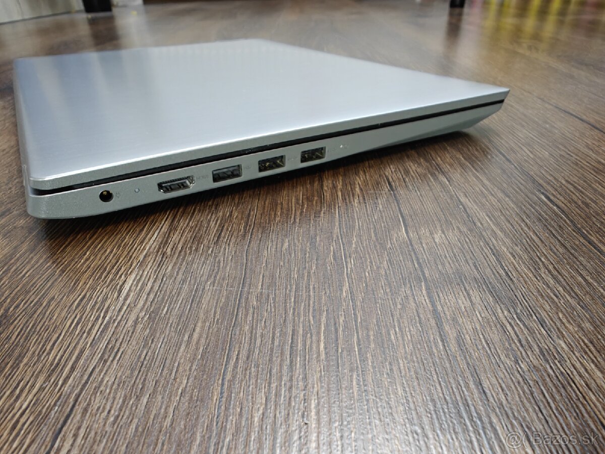 Lenovo IdeaPad 3 • AMD Ryzen 3, 8/256Gb - 5