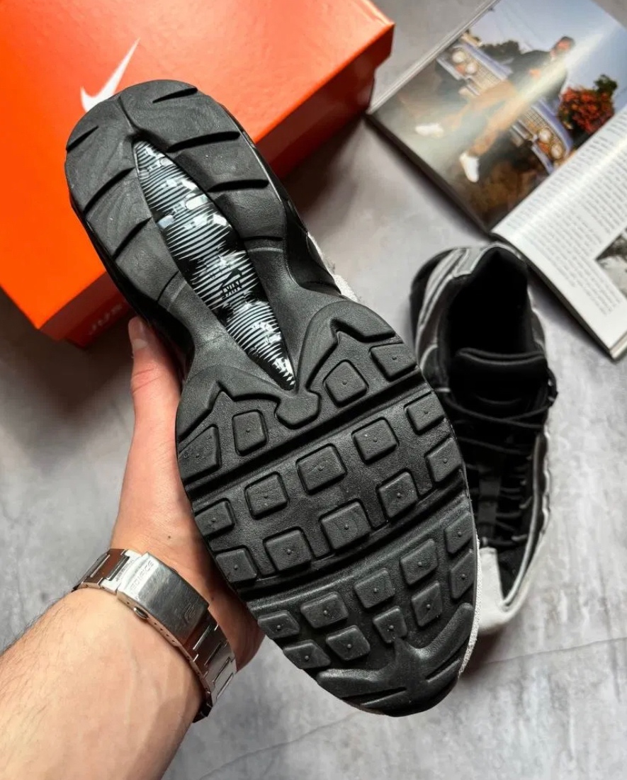 Nike Air Max 95 x Comme des Garçons CDG - 5