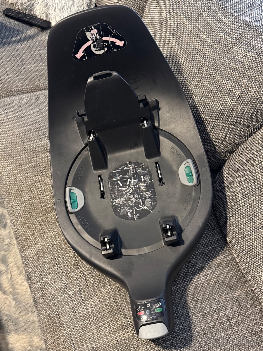 Predám vajíčko Cybex Cloud Z i - size + isofix Cybex Base Z - 5