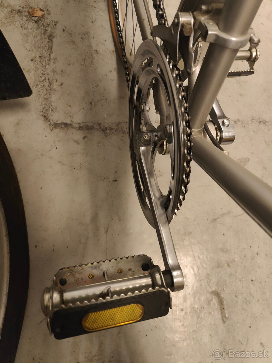 P: Turistický FAVORIT – ako nový - 5