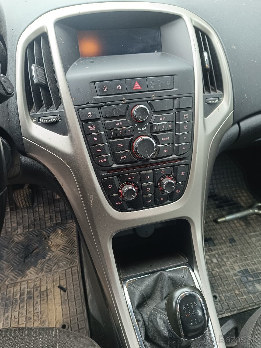 Opel Astra j 1.7 cdti 92kw - 5