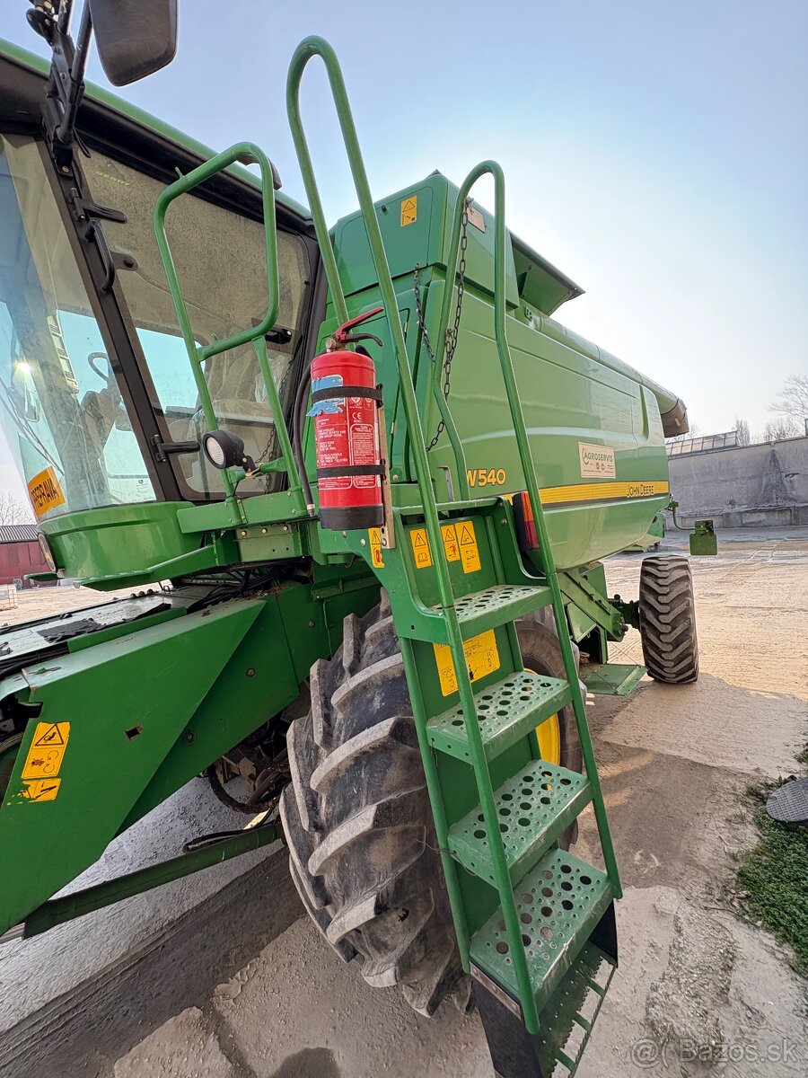 Predam kombajn John Deere W540 - 5