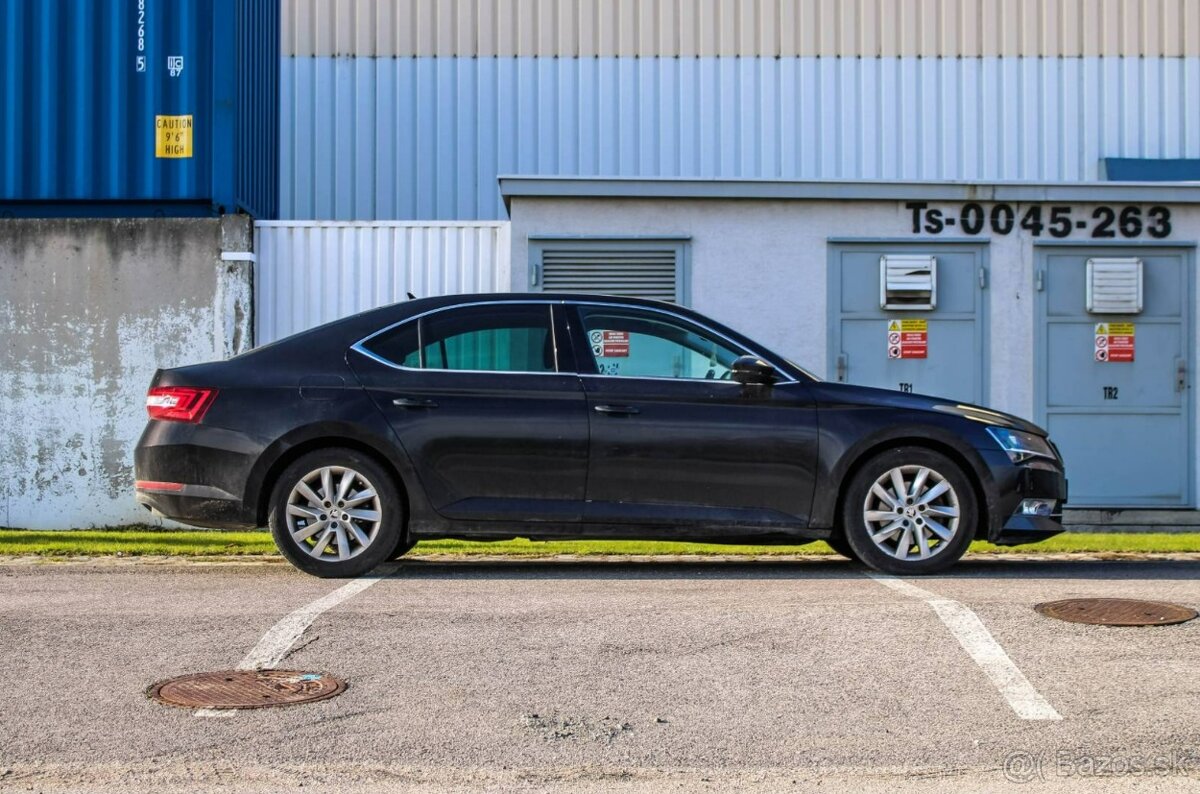 Škoda Superb 2.0 TDI Ambition DSG - 5