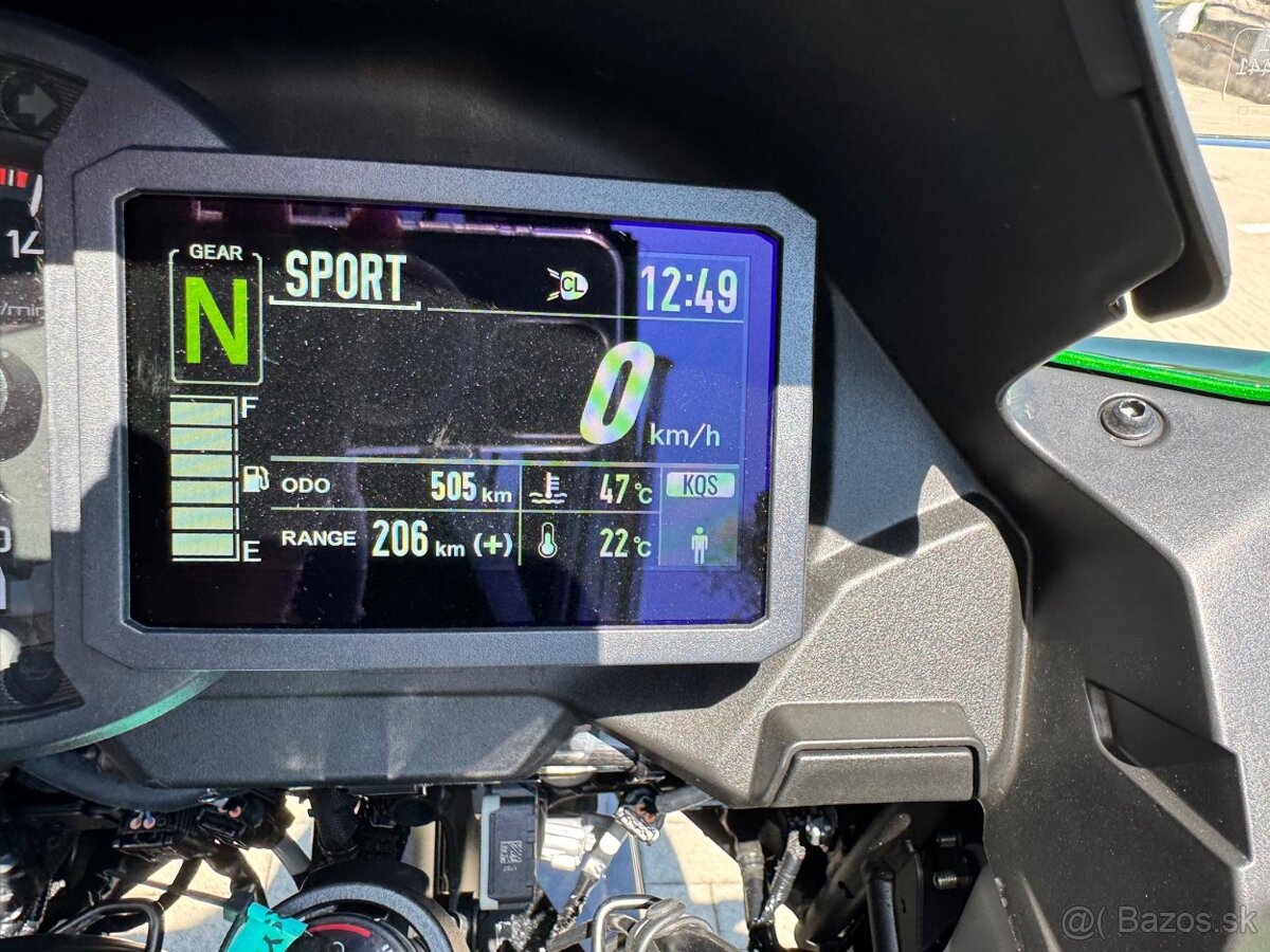 KAWASAKI VERSYS 1100 SE - 5
