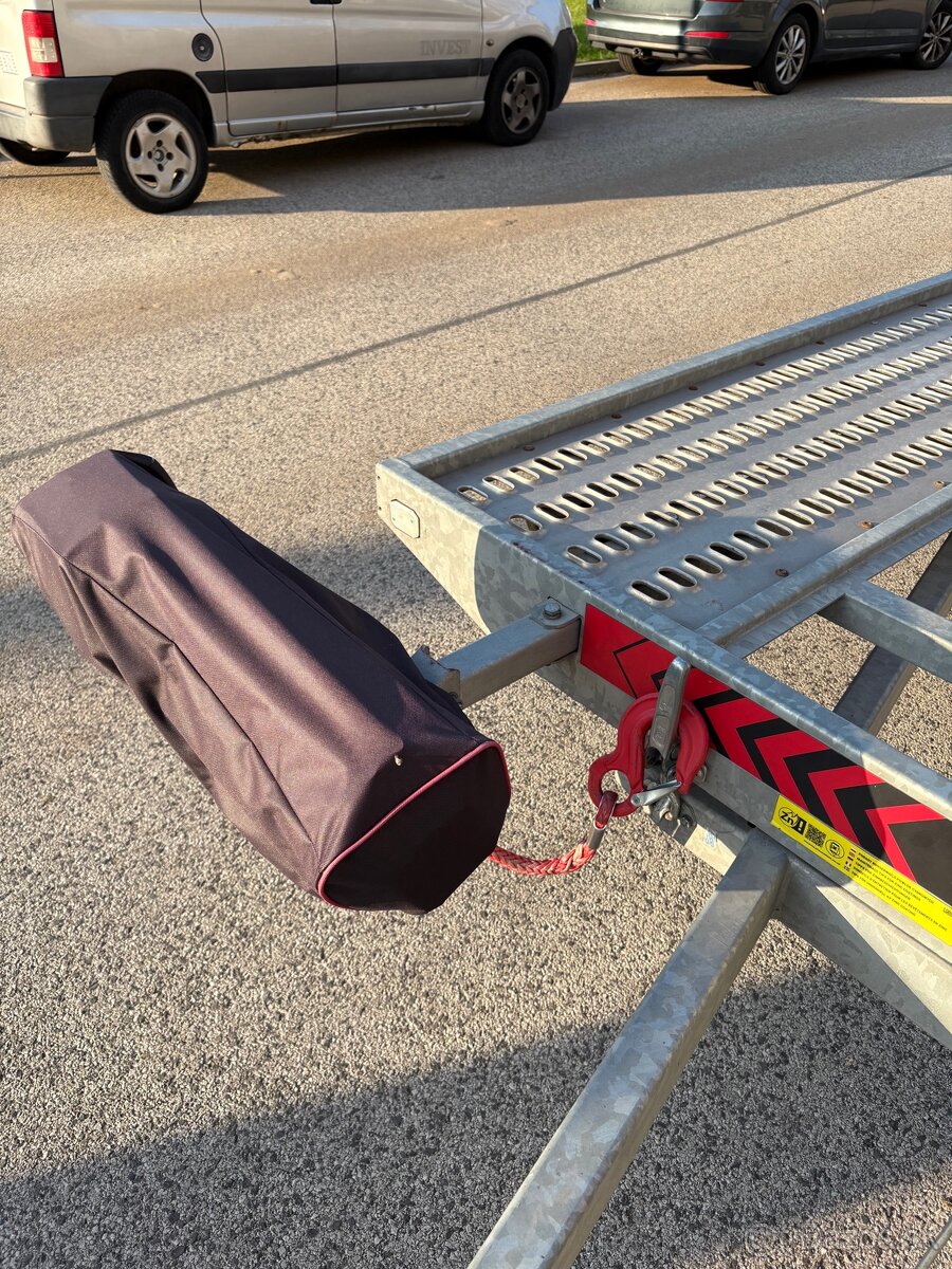 Autoprepravník 3,5T sklopný