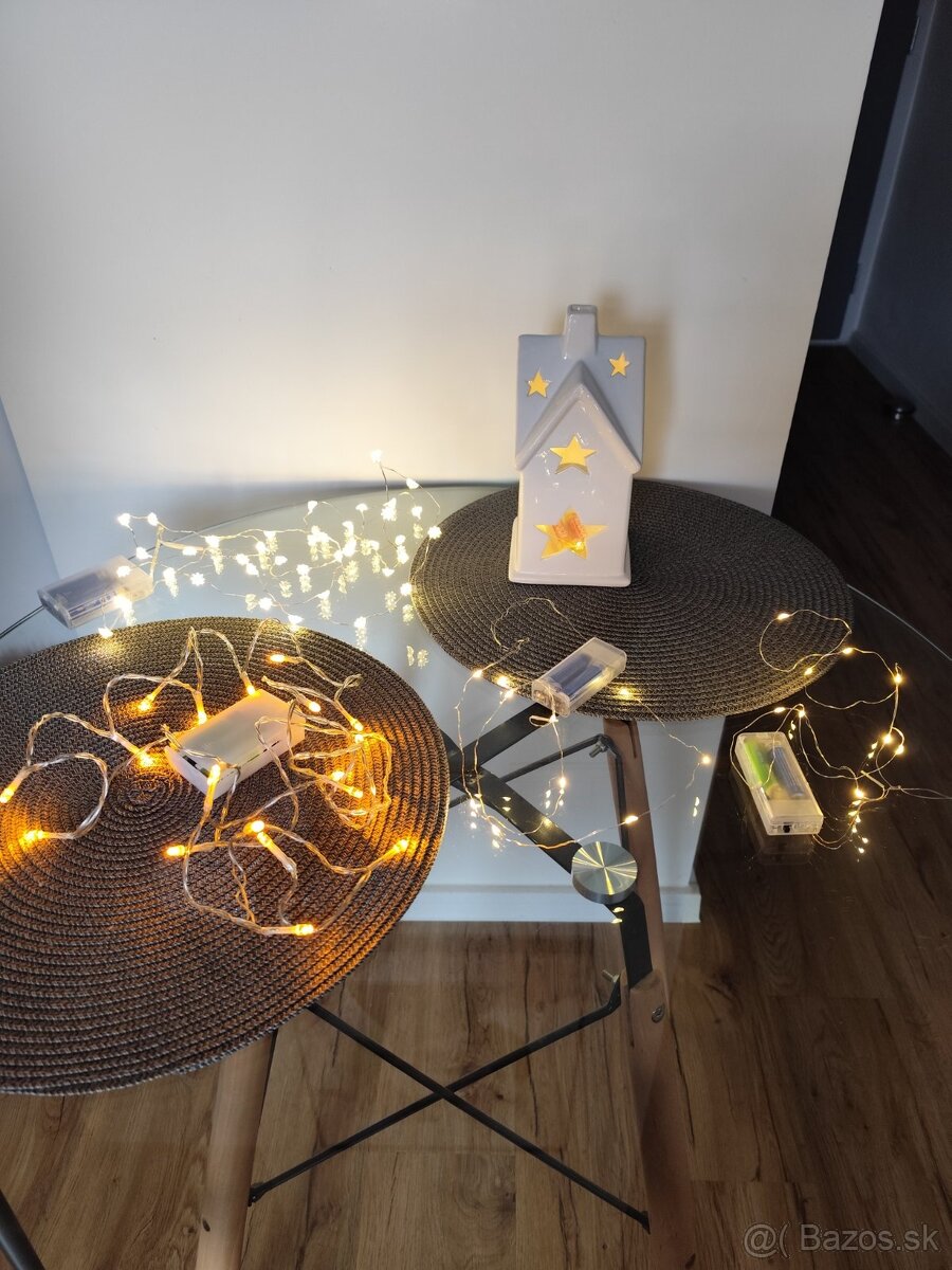 Domček svietnik a LED reťaze - 5