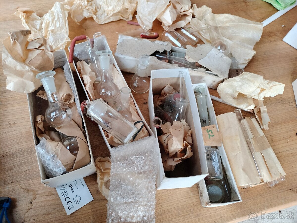 Laboratórne sklo - 5