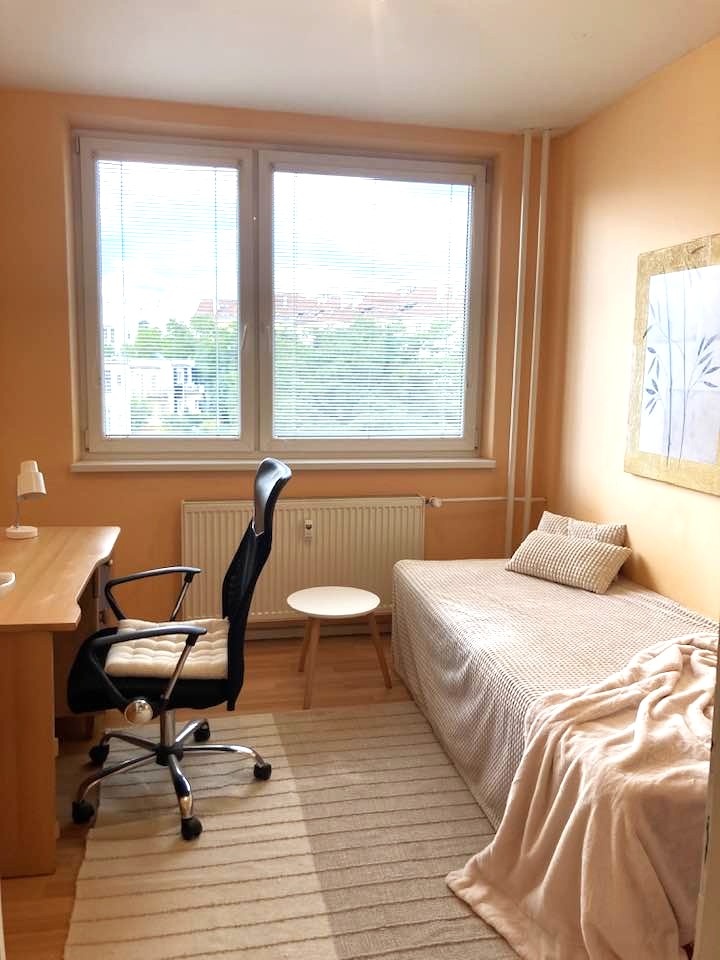 Pekný 3-izbový byt so 6m logiou, Fibichova ul., pri Auparku - 5