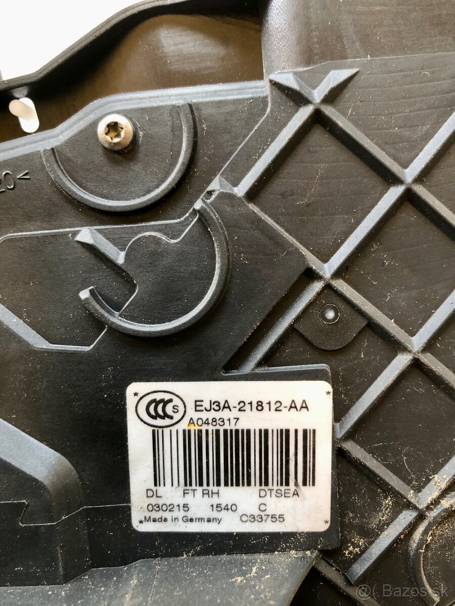 Land Rover Range Rover Evoque sklo P strana - 5