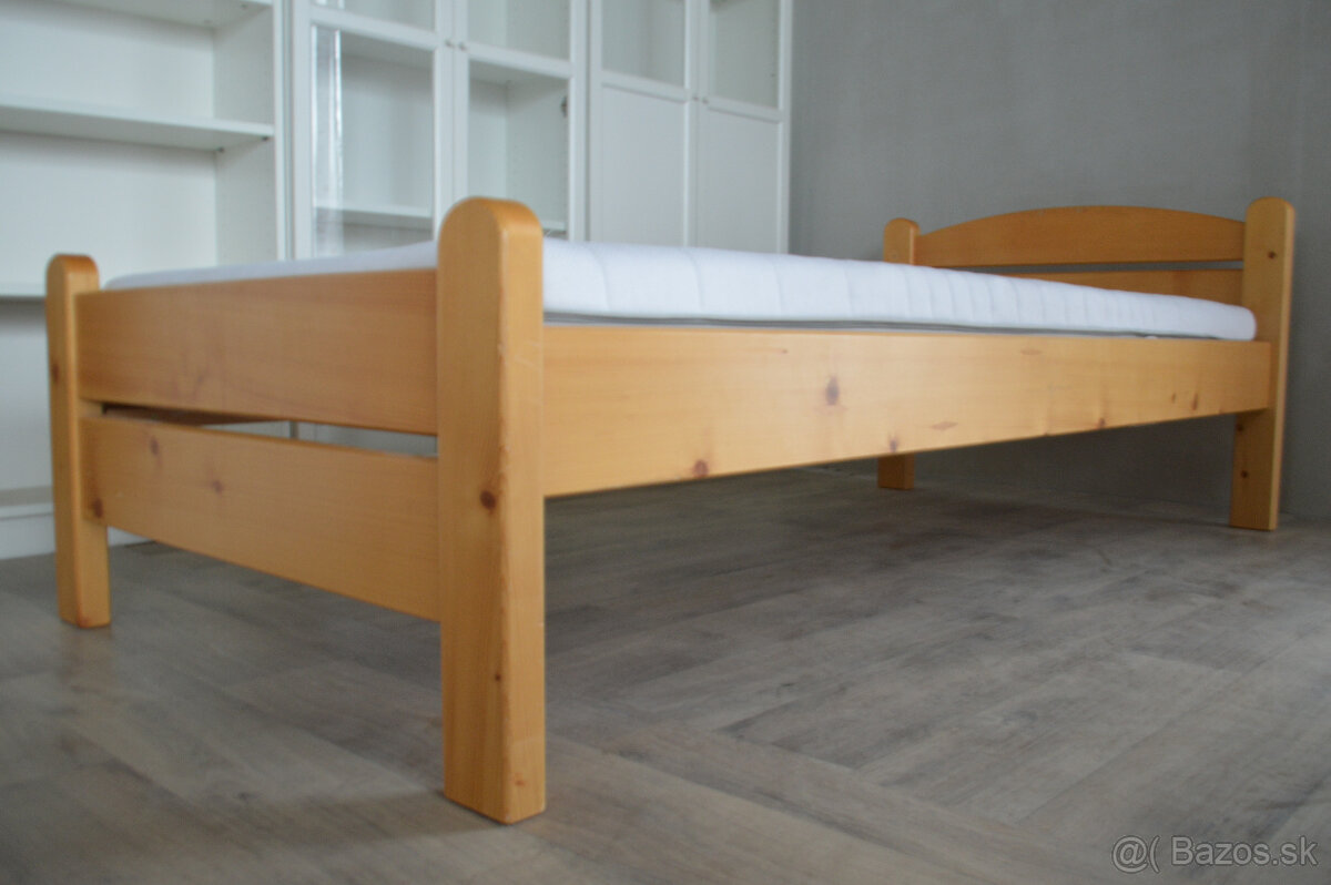 Posteľ + rošt + matrac - 5
