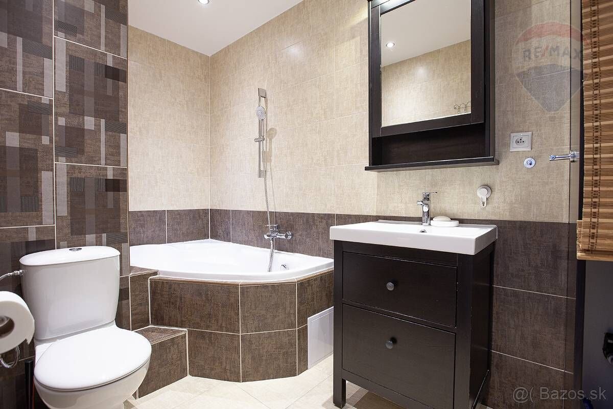 Na predaj 2-izbový byt po kompletnej rekonštrukcii v centre - 5