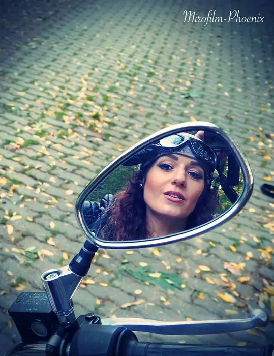 Minolta MD 1:1.7 f 50 mm - 5