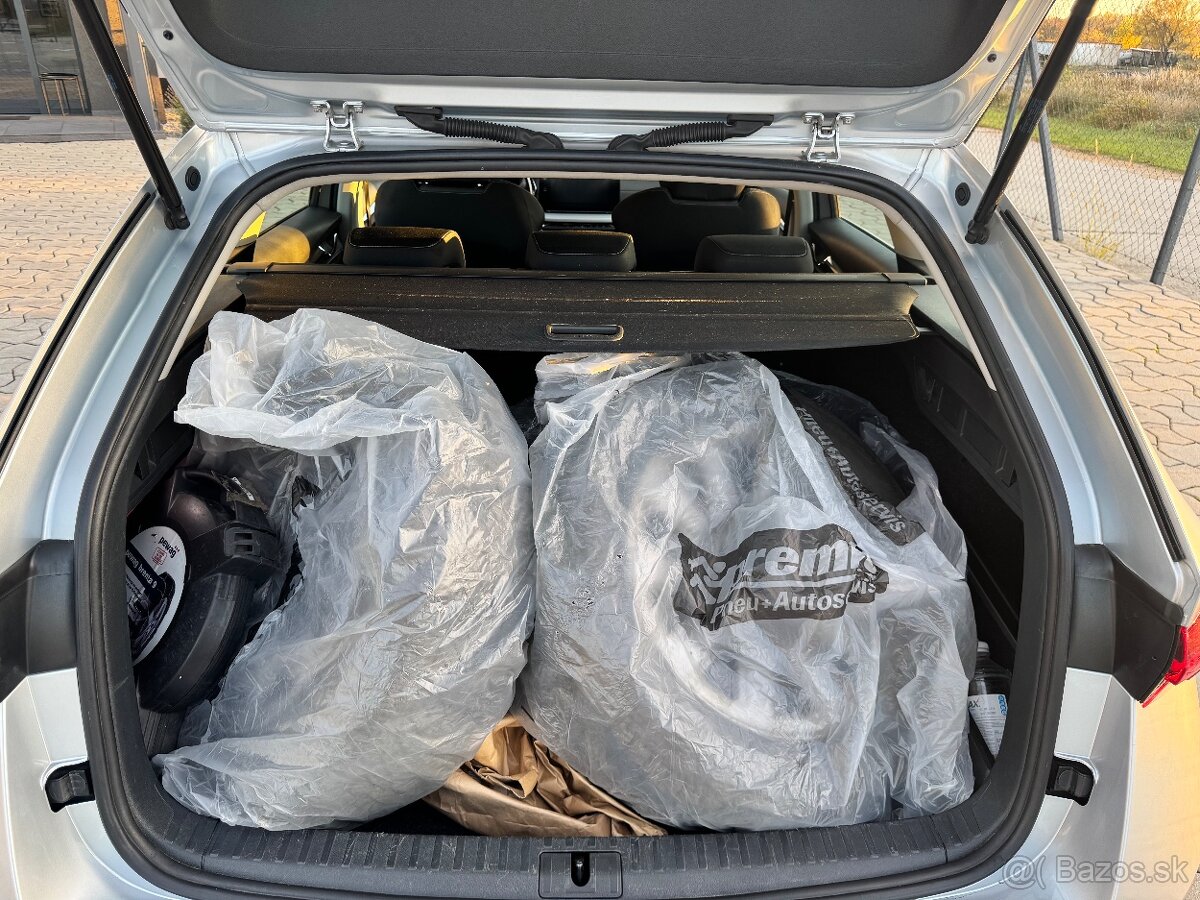 Škoda Octavia Combi IV 2020, 2.0 TDI manuál - 5