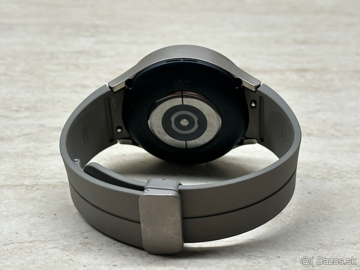 Samsung Galaxy Watch 5 Pro 45mm - 5