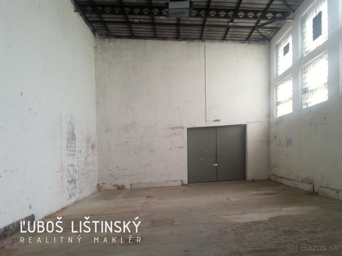Priemyselná, skladová hala (800m2) v areály Chemosvitu - 5