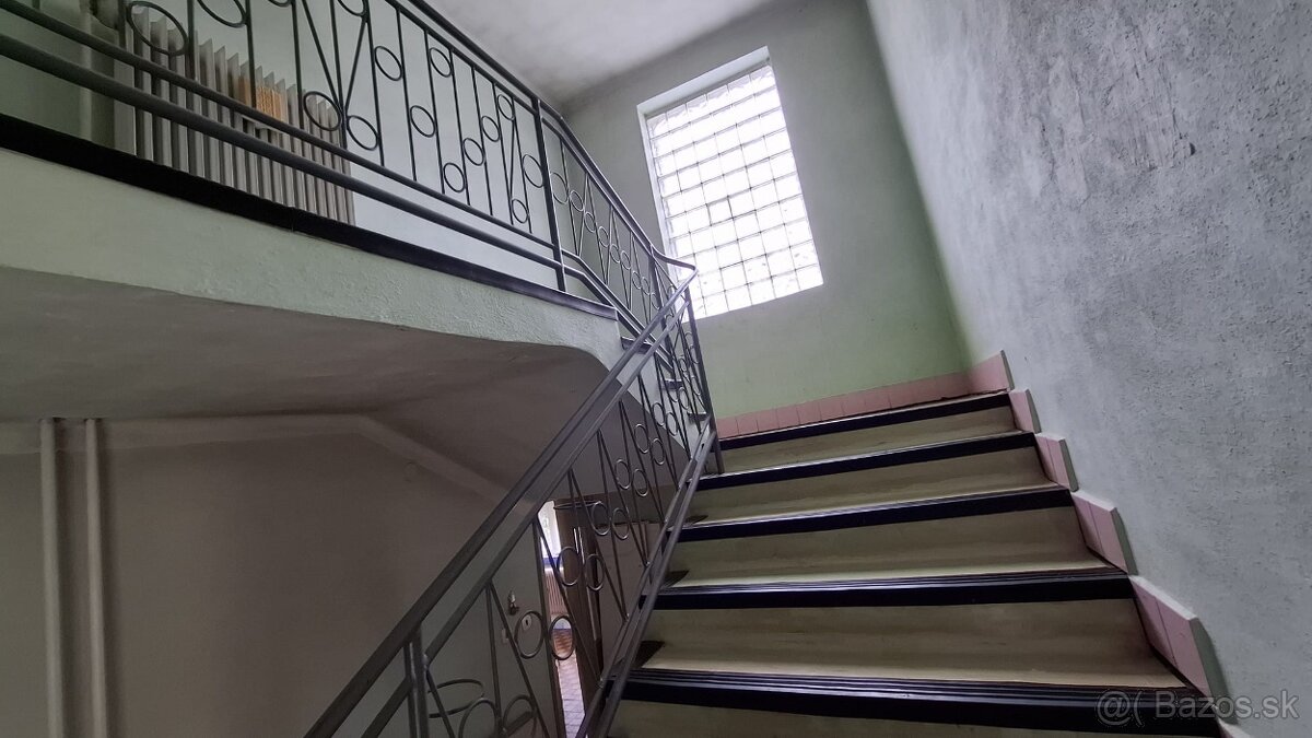 5-izb. dom 180m2 s pozemkom 1569m2- Obyce - 5