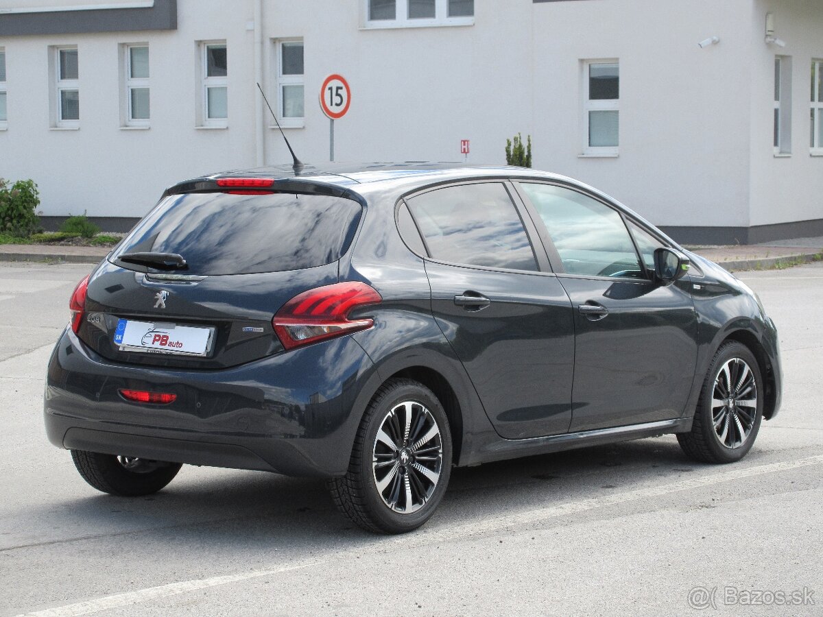 Peugeot 208 1.2 PureTech Style - 5