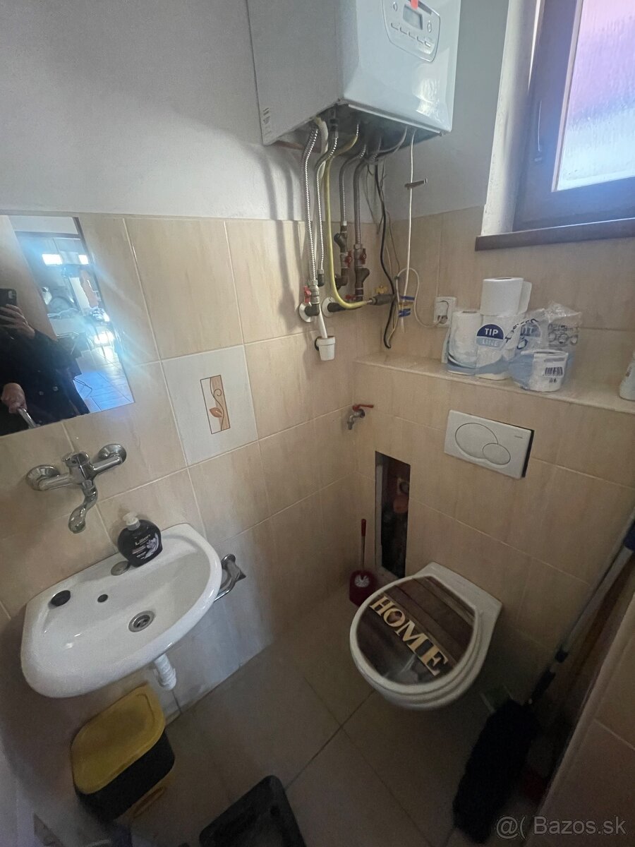 Kancelária / priestor v centre Malaciek na prenájom. - 5