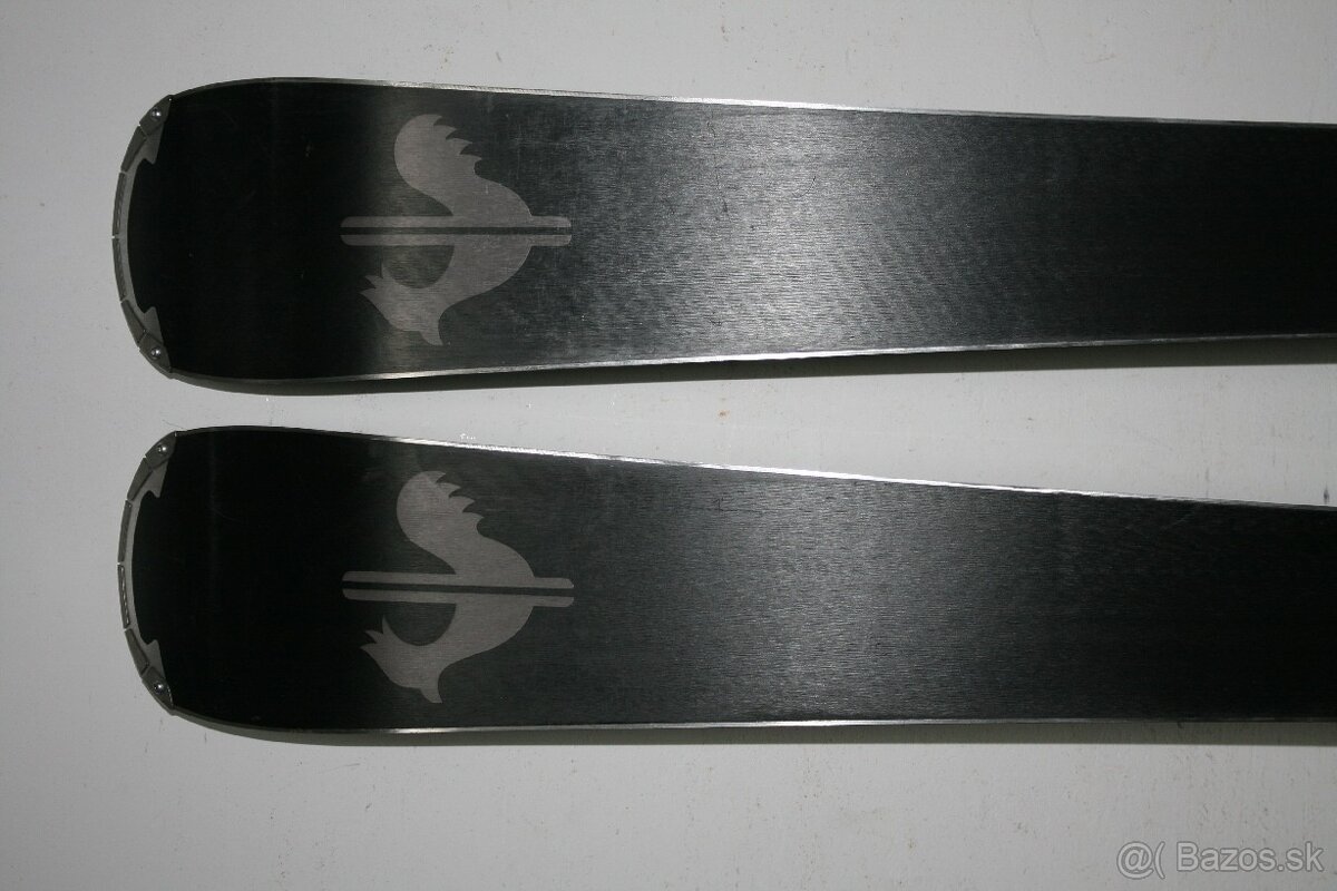 lyže Rossignol 167 cm drevene jadro , titan, DIN 12 - 5