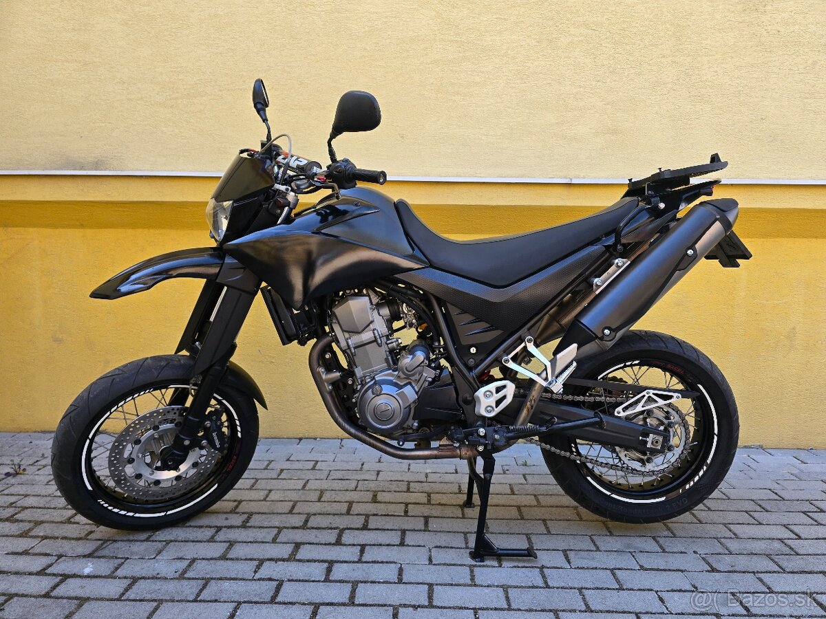 Yamaha XT660X čierna