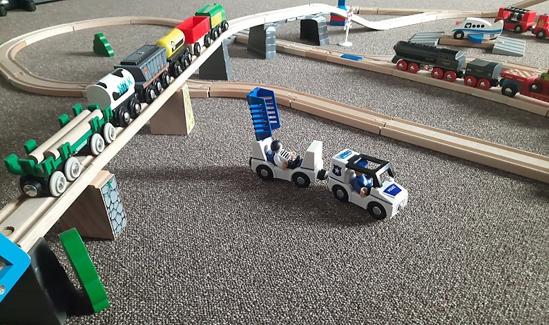 dreveny vlacik, drevena zeleznica, detska zeleznicka - 5