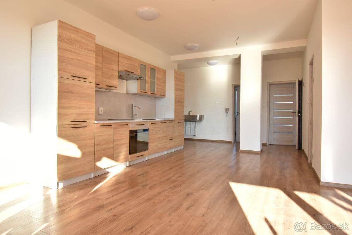 2NP 203 Slnečný 3-izbový byt s balkónom – tiché býva - 5