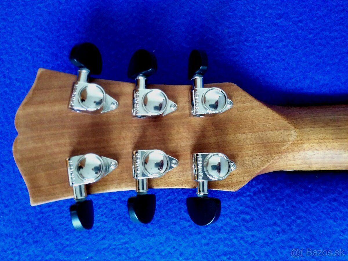 Predam el.ak. gitaru Dowina Sauvignon JC + kufor. Zn.cena. - 5