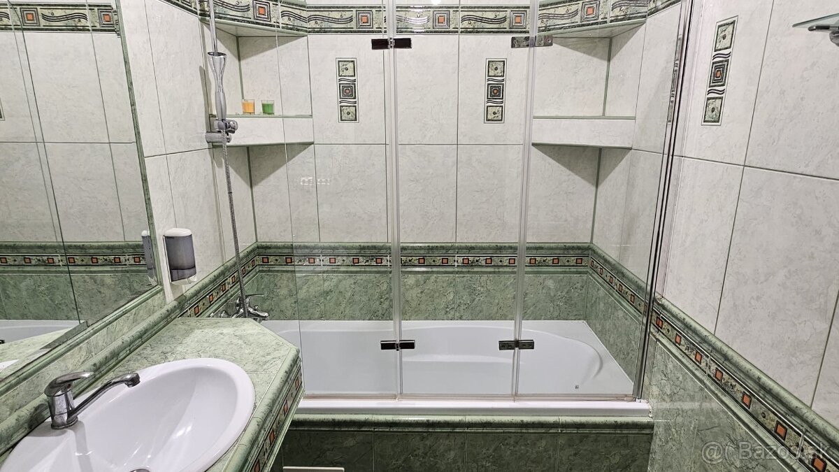 RODINNÝ 3-IZBOVÝ BYT S LOGGIOU V ŽIADANEJ LOKALITE - 5