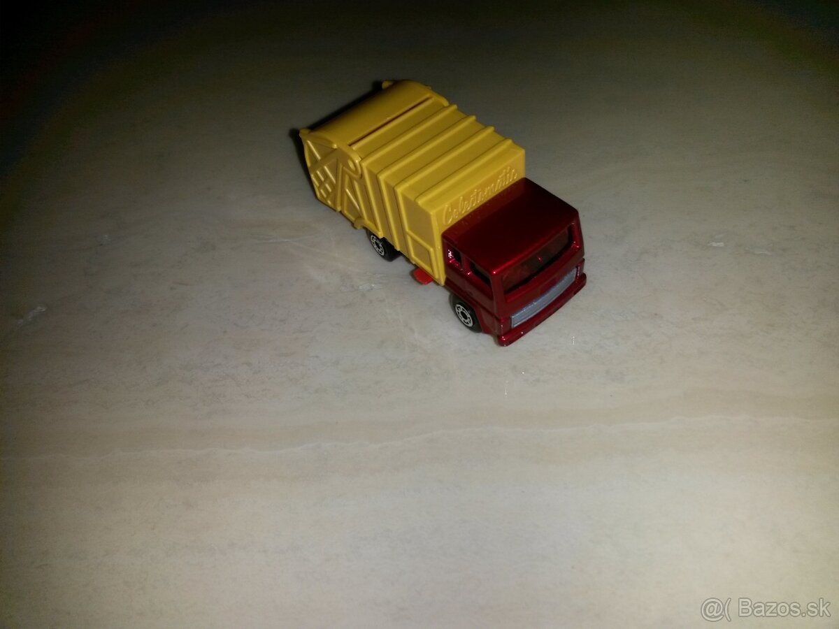 Matchbox SF REFUSE TRUCK - 5