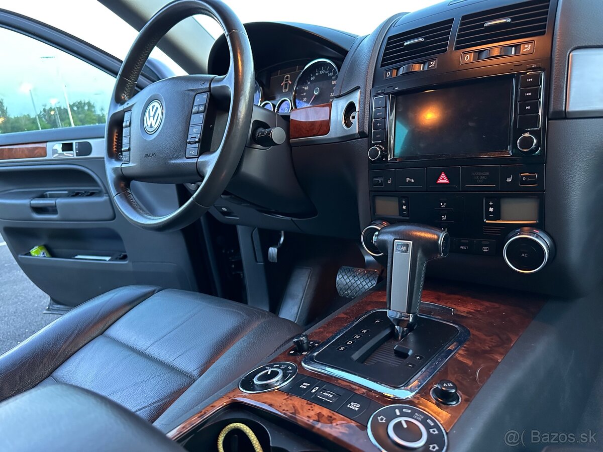 Predám Volkswagen Touareg 3.0 TDI V6 - 5