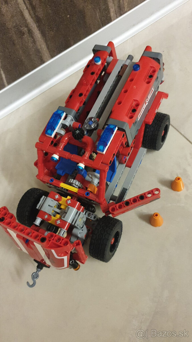 Lego Technic 42075 - Záchranné auto TOP stav - 5